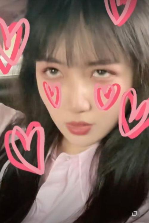 娱乐吃瓜酱贴纸在线观看,带你轻松追剧，畅享欢乐时光